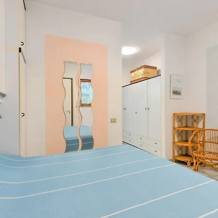 Apartman Azzurra By Interhome